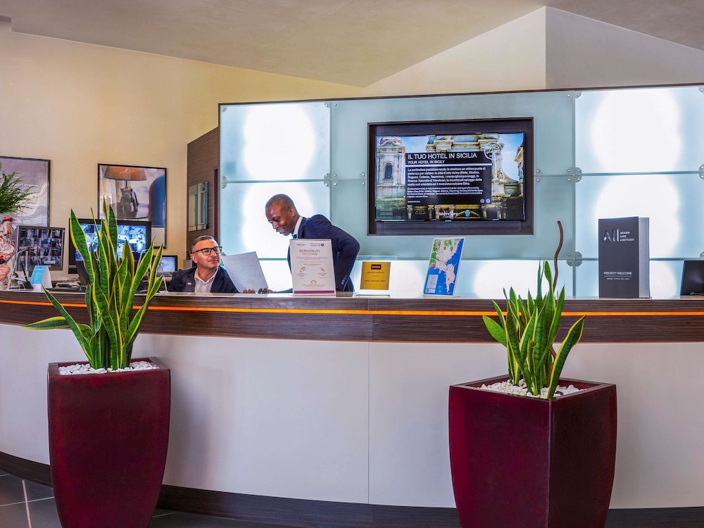 lobby