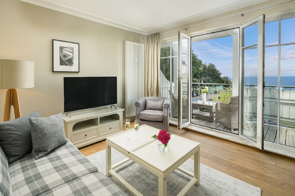 Hotel Residenz Waldkrone Kuehlungsborn 25/35