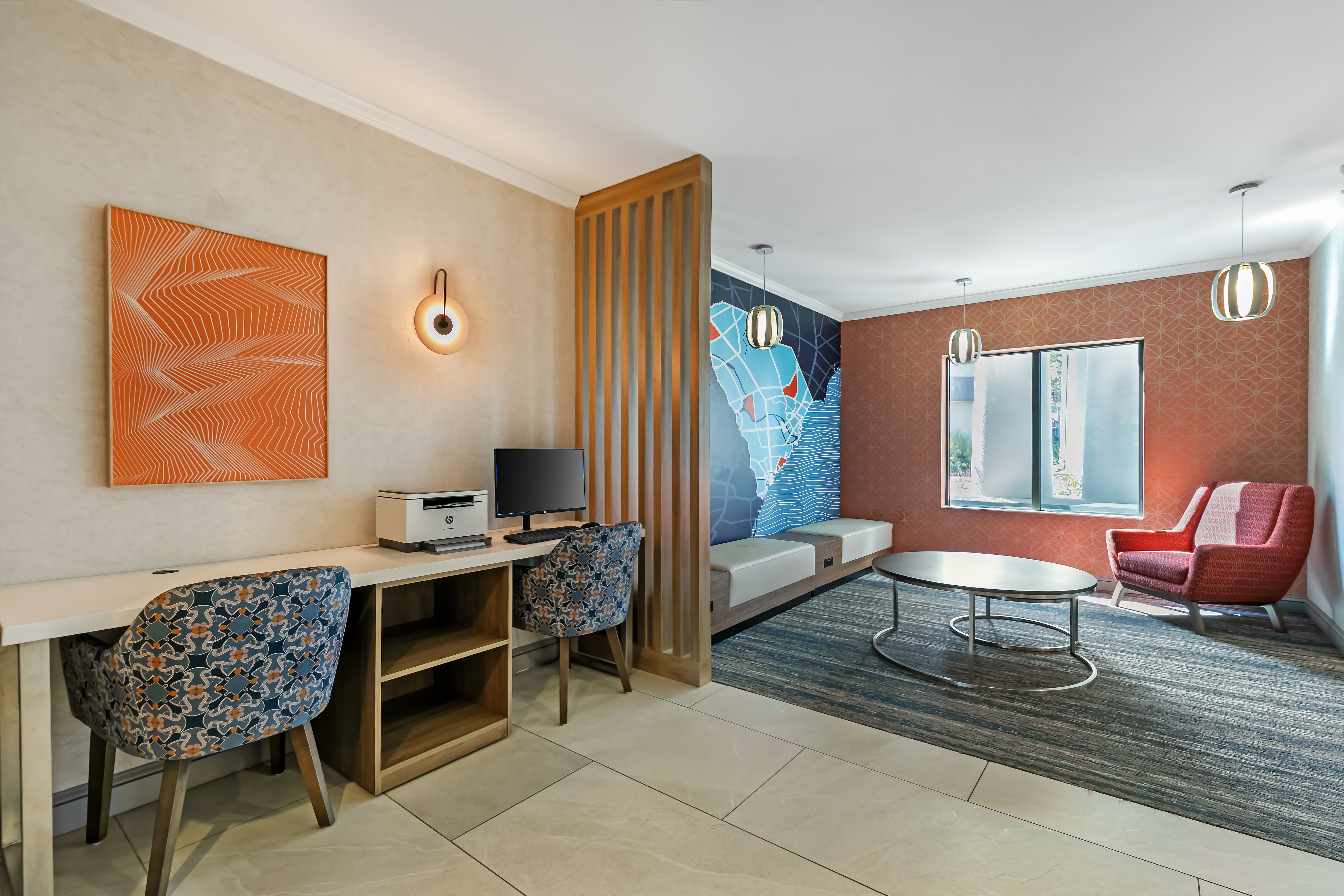 Holiday Inn Express & Suites Clemson - Univ Area 51/82