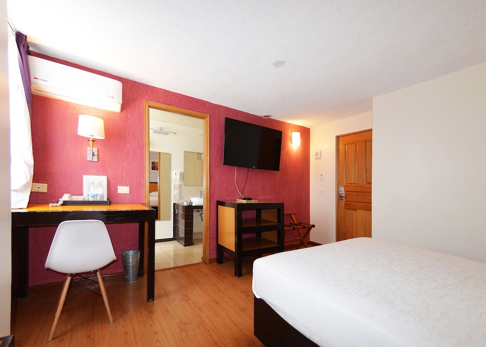 CENTRO 19 HOTEL 19/34