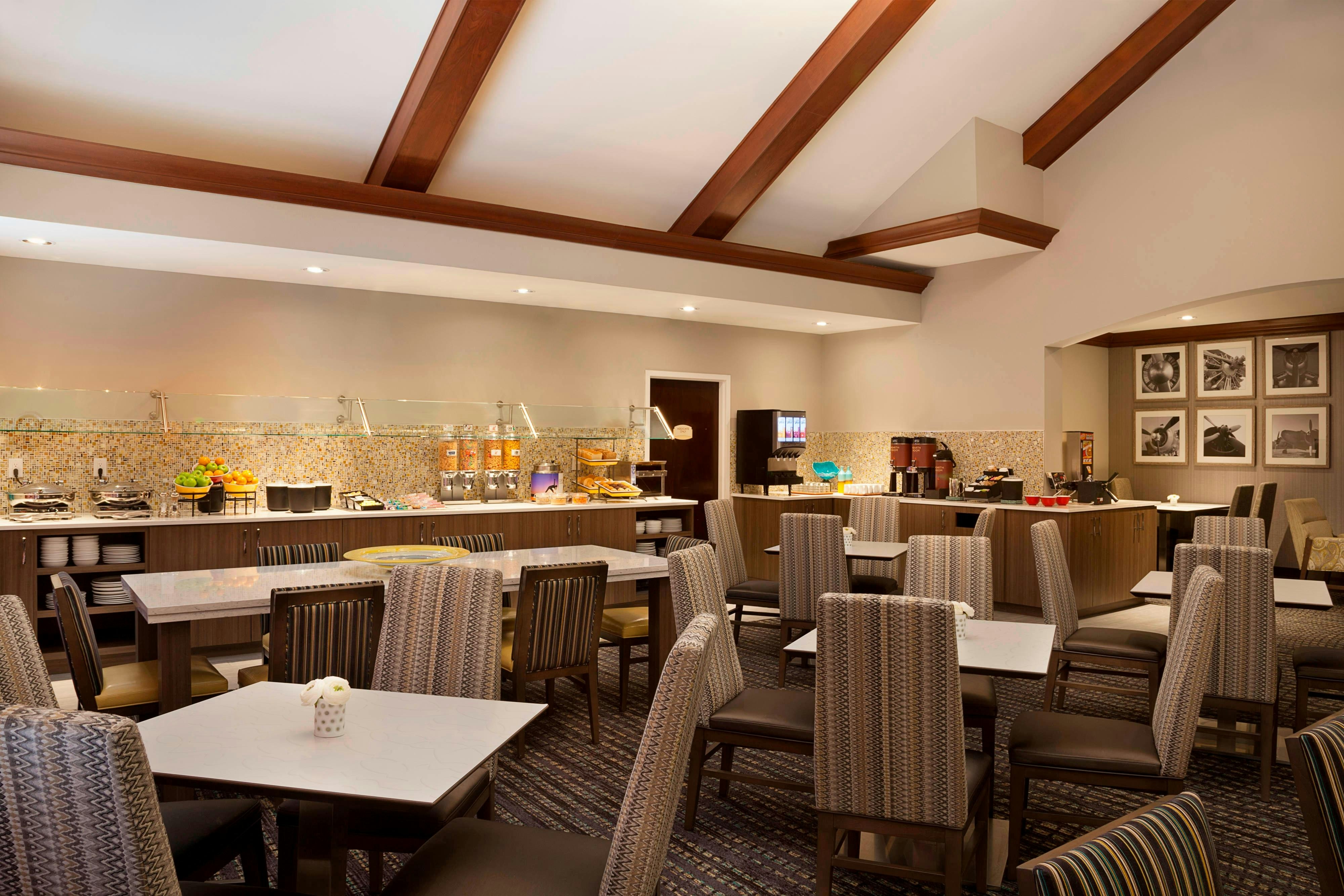 Residence Inn by Marriott Toronto Airport 6/11