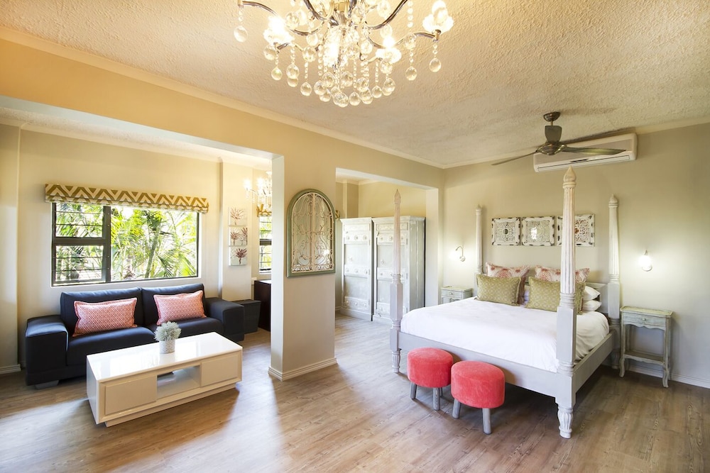 La Roca Guest House 25/58