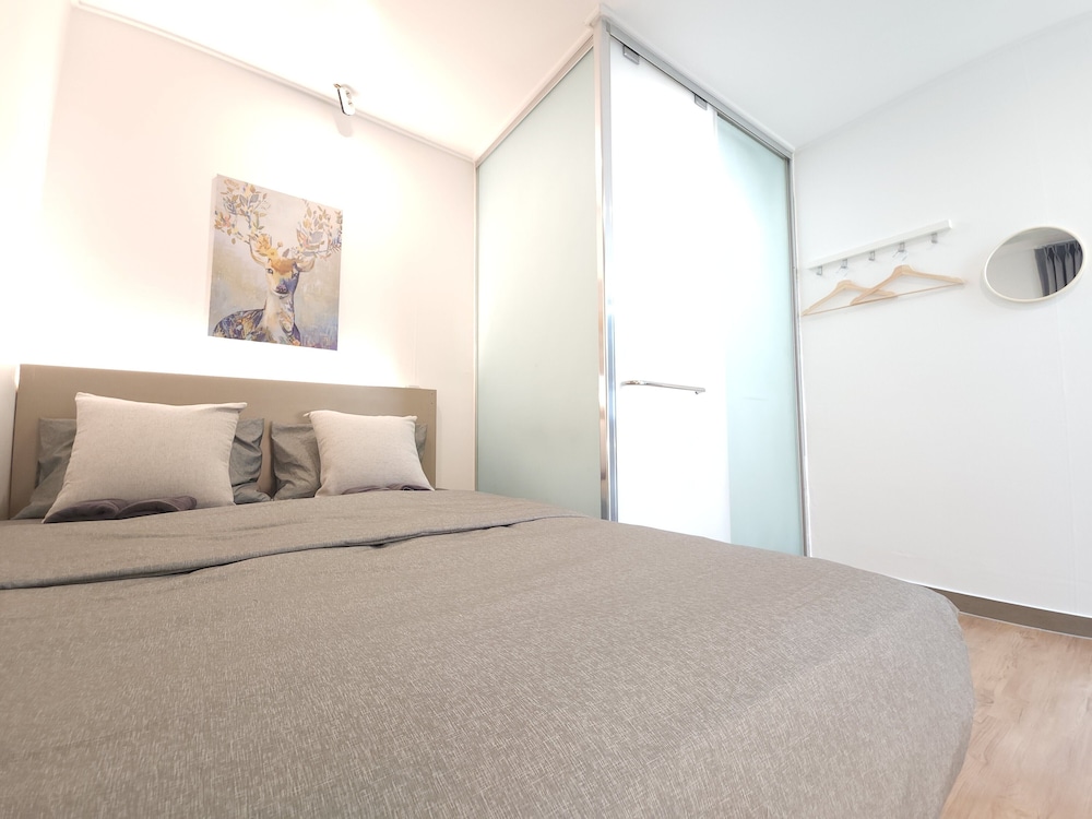 OYO Hostel Myeongdong 2 27/75
