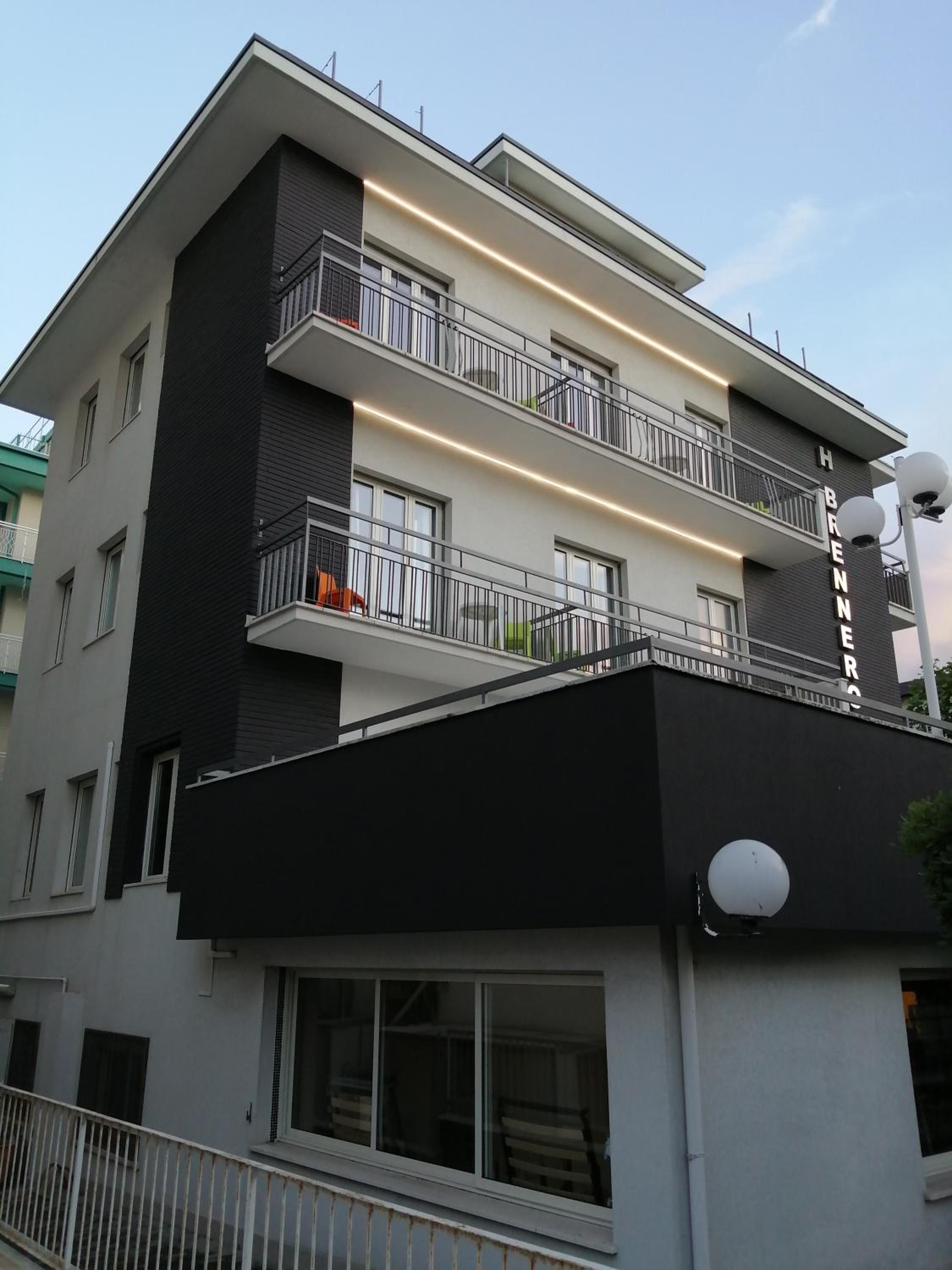 Hotel Brennero 4/45