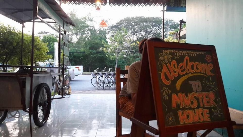 Muster House - Hostel 1/14
