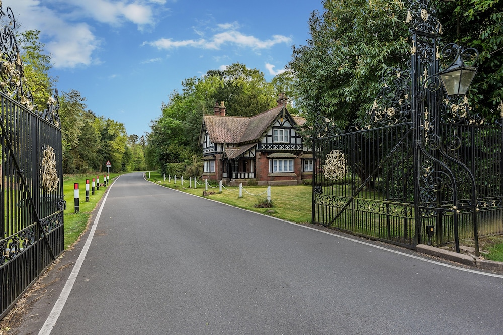 Lilleshall National Sports And Conferencing Centre 36/50