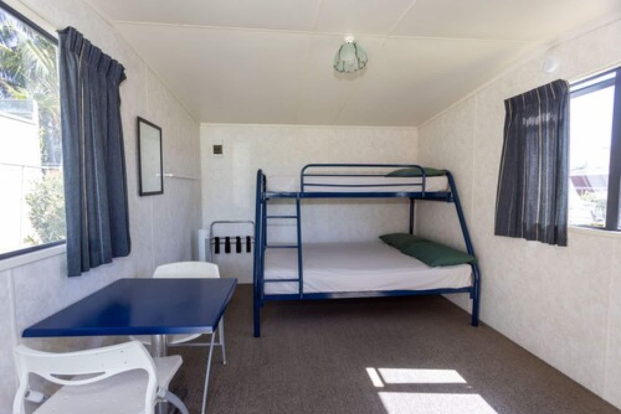 Cabin, 1 Double and 1 Single Bed, 3 Bathrooms