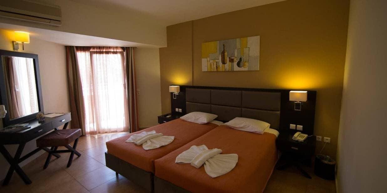 Aphrodite Hotel 7/41