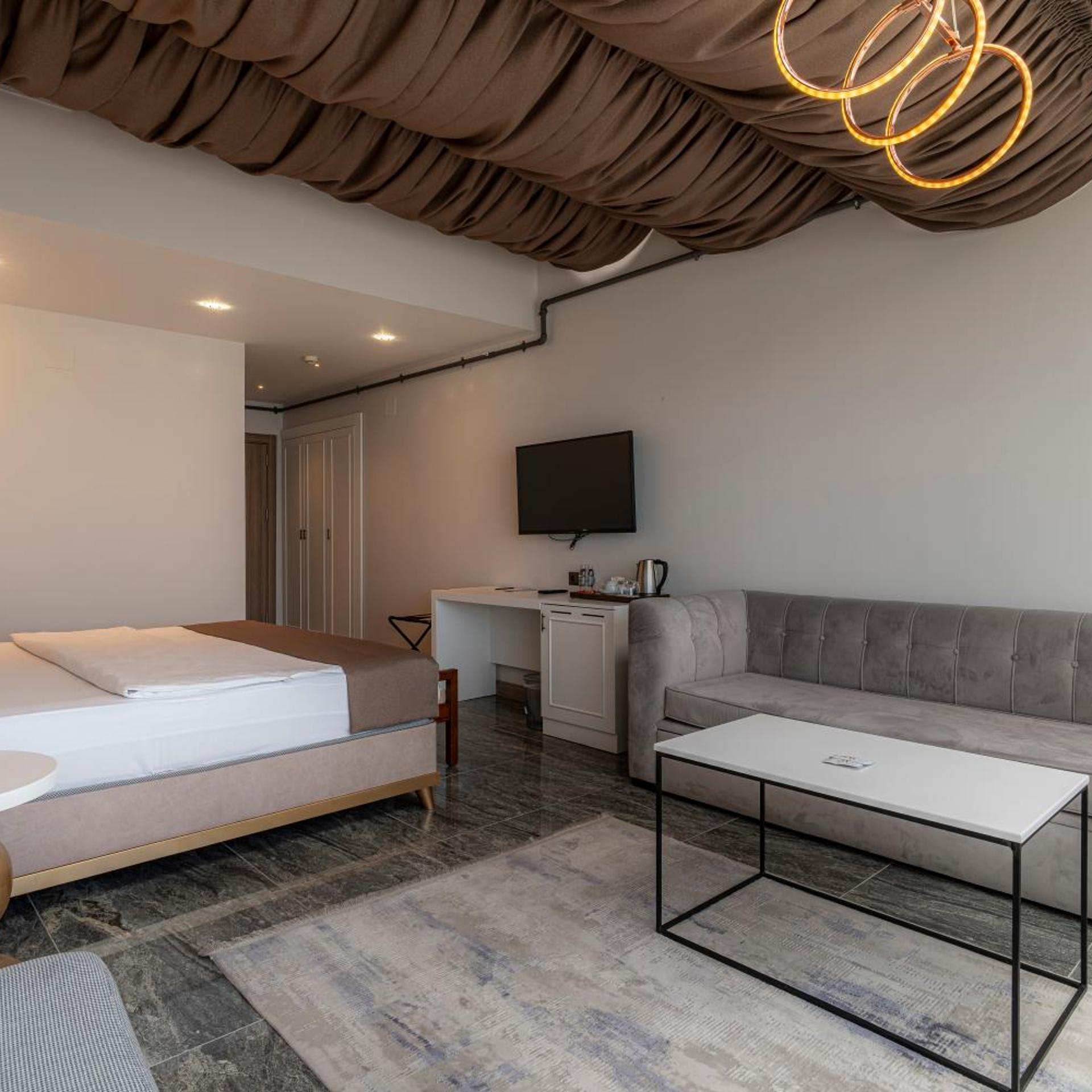 Ts Gold Hotel 50/56