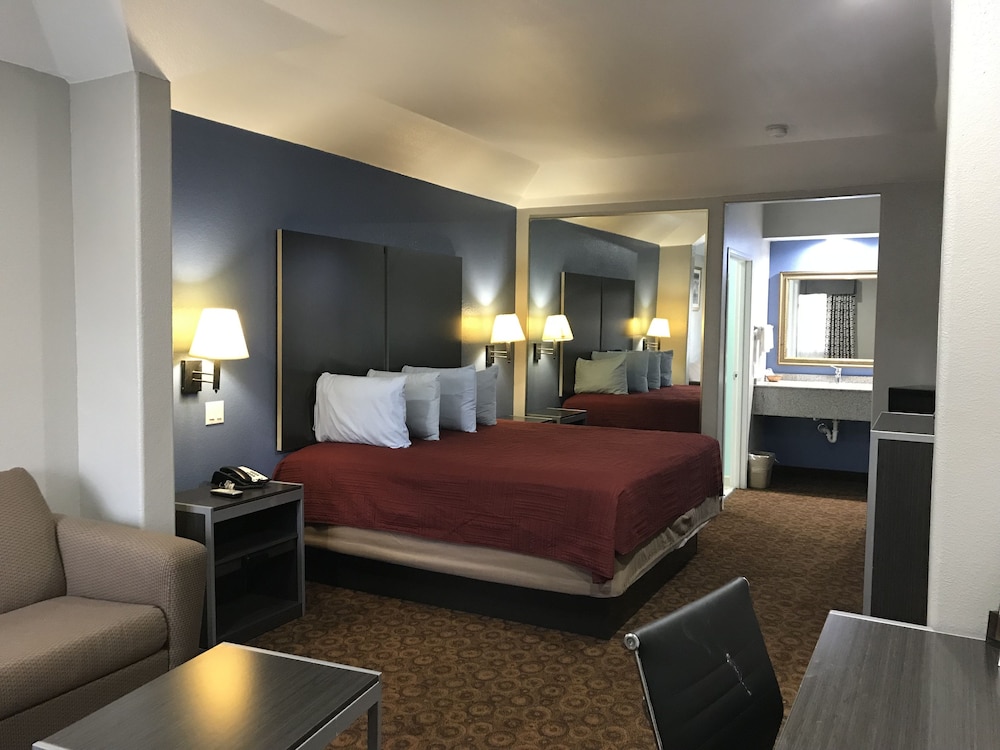 camelot inn and suites veterans memorial nw houston