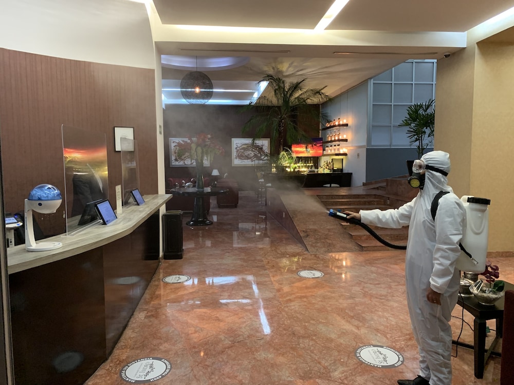 St Isidro Suites Corporate Housing SPA & Wellness Center 47/55