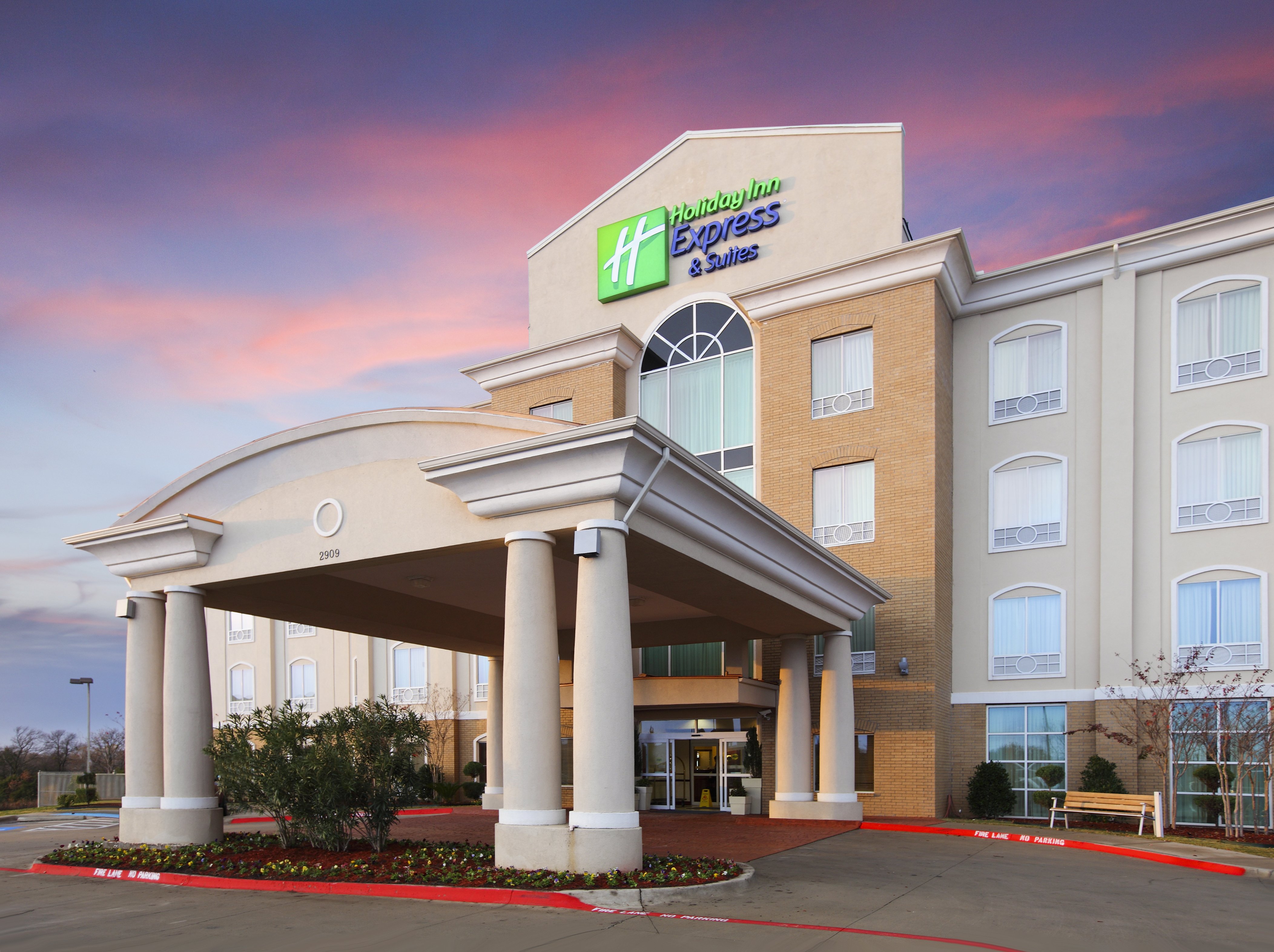 Holiday Inn Express Hotel Suites Sherman Hwy 75 22/22
