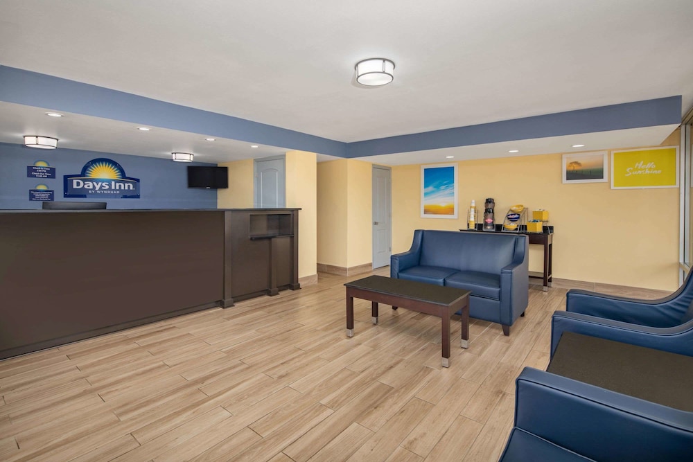 Days Inn by Wyndham Muscle Shoals 7/32