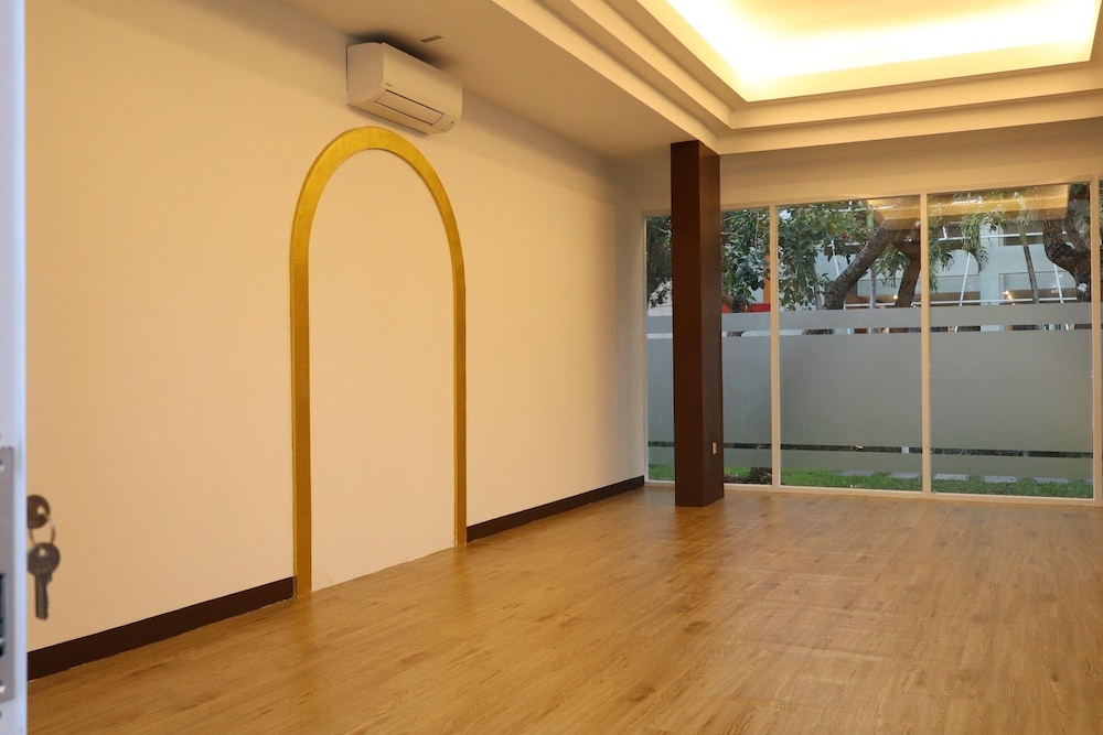 The Victoria Hotel Yogyakarta 33/62