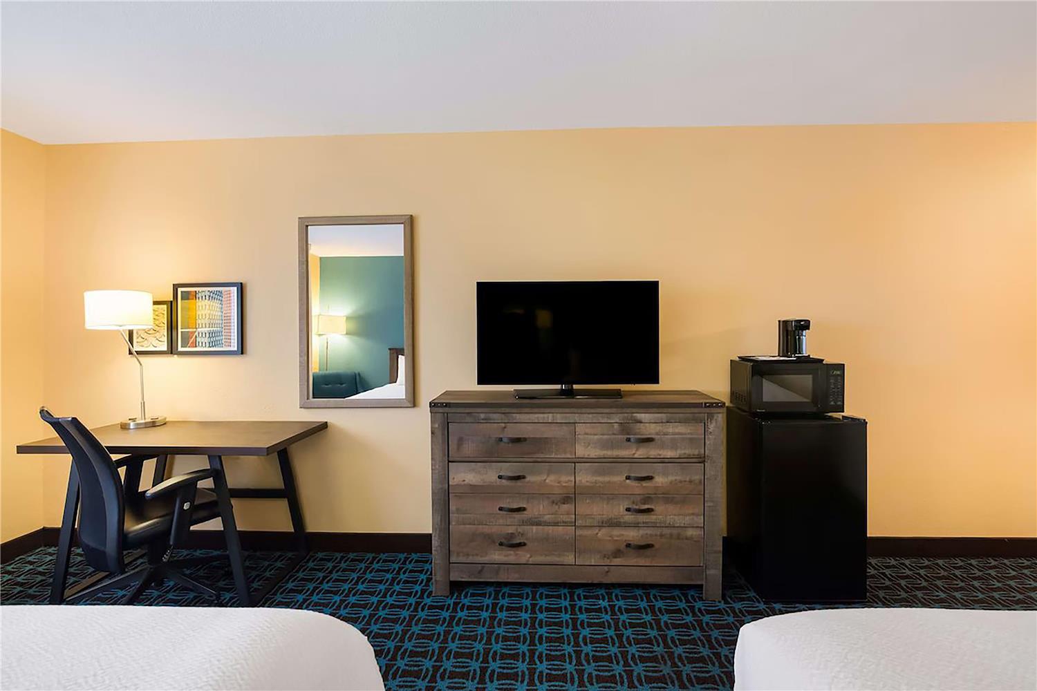 AmericInn by Wyndham Minot 12/20