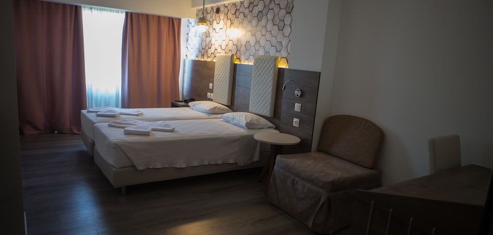 Metropolitan Hotel Thessaloniki 23/70