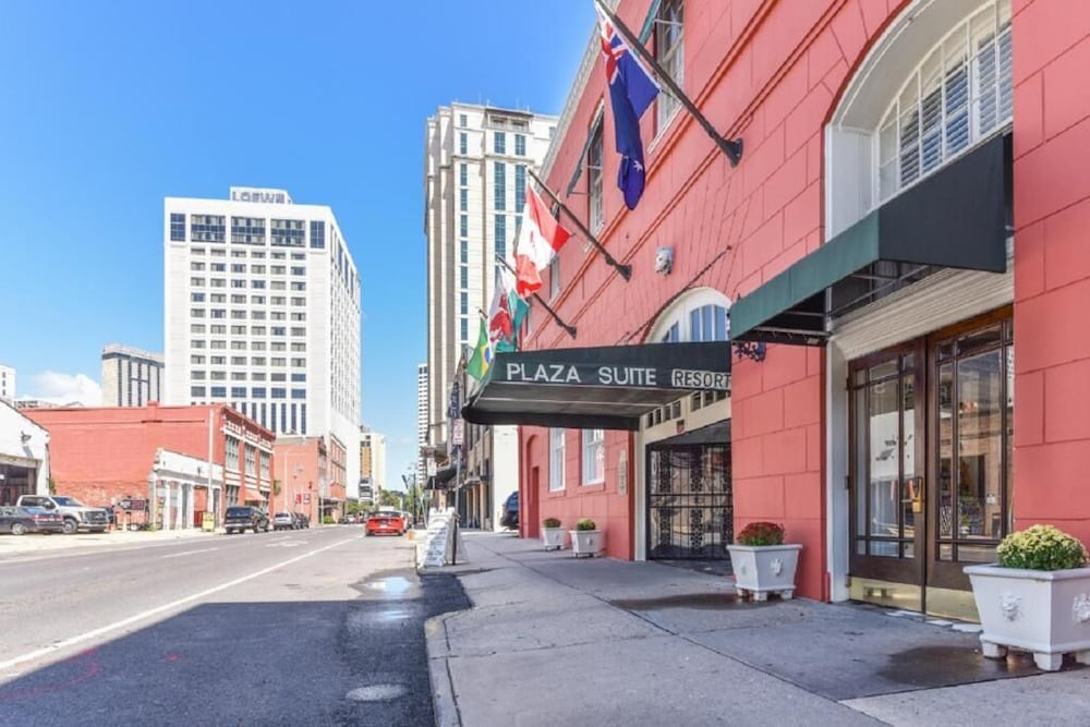 Plaza Suites Downtown New Orleans 38/50