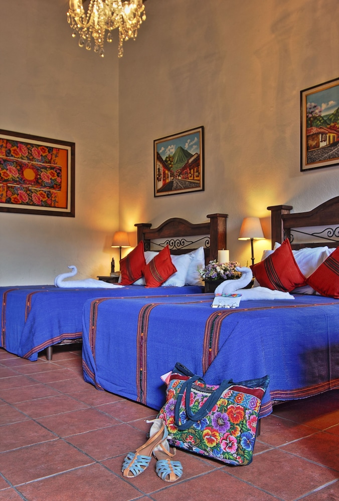 Hotel Casa Antigua 13/50