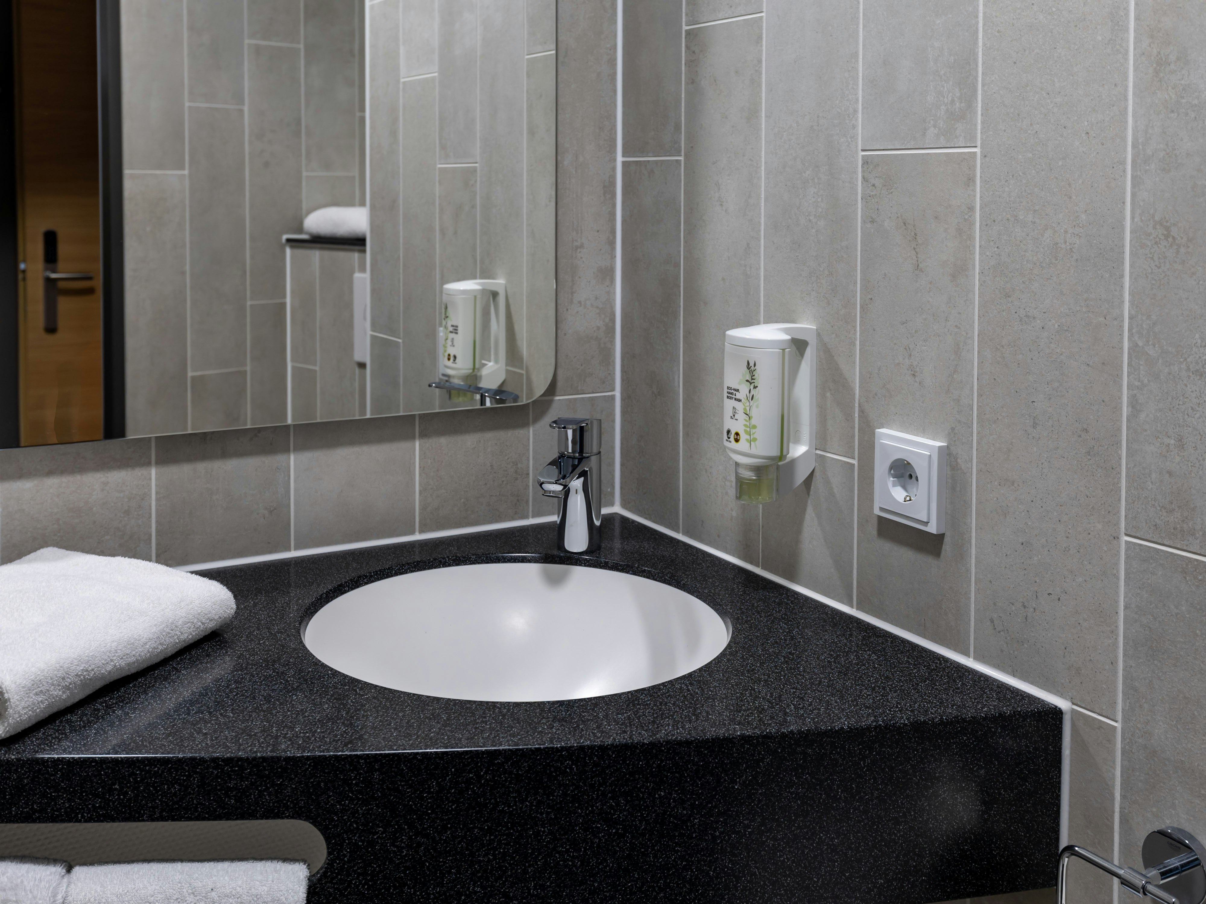 B&B HOTEL Idar-Oberstein 43/50
