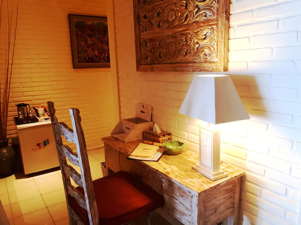 TAUCH TERMINAL RESORT TULAMBEN 46/69