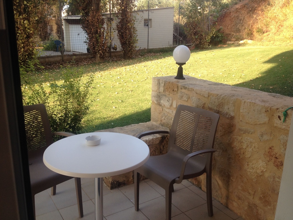 Kyriaki Hotel 52/64