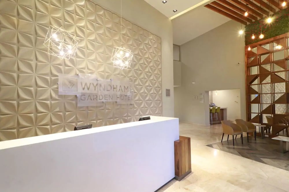 Wyndham Garden Monterrey Valle Real 5/41