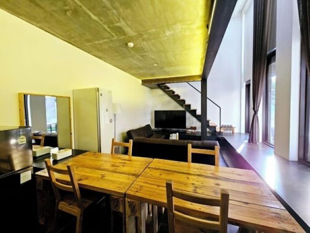 Js Boutique Hotel 65/76