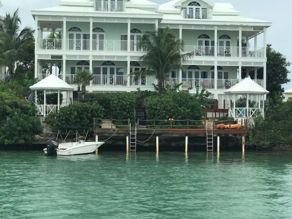 February Point Resort Estates Bb1 42/50