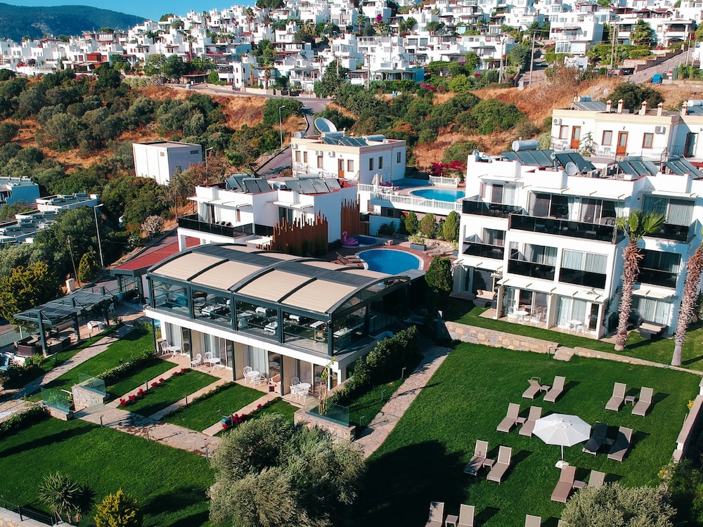 Roas Hotel 2/45