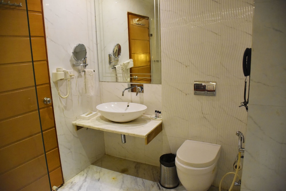 JAGRATI LORDS INN JAIPUR 47/50