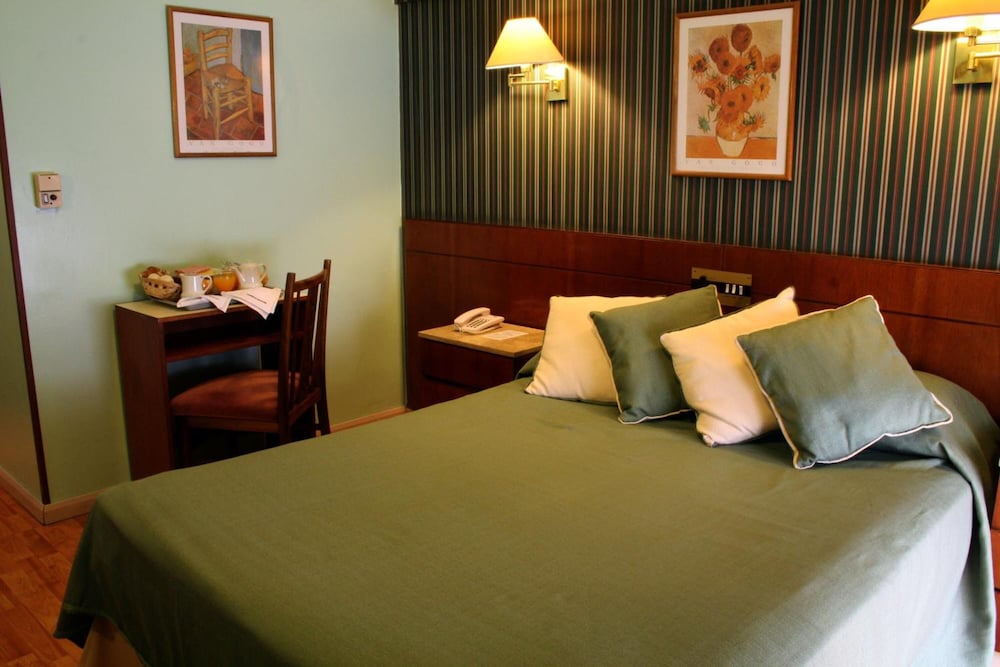 Gran Hotel Continental 13/50