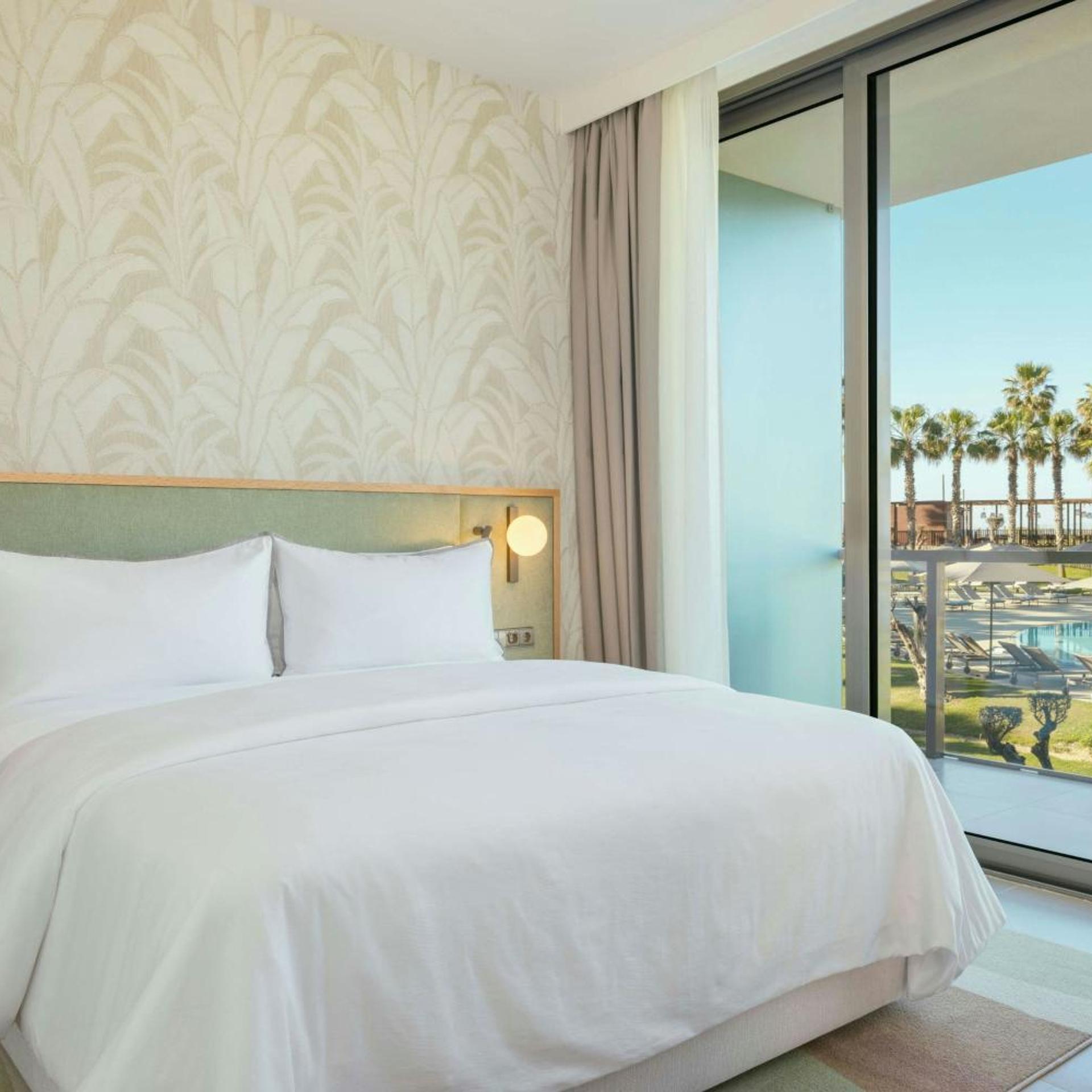 Junior Suite, King Bed, Pool View, Balcony, The Westin Salgados Beach Resort, Algarve 3/10