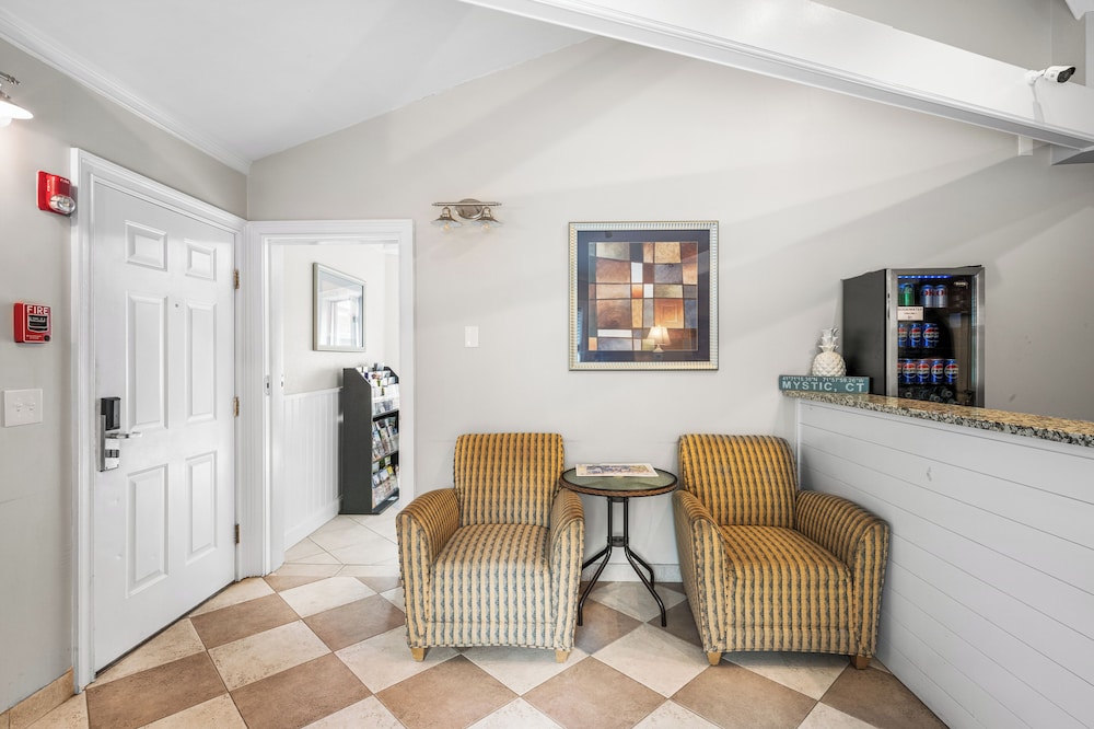 Cedar Park Whirlpool Suites 40/61