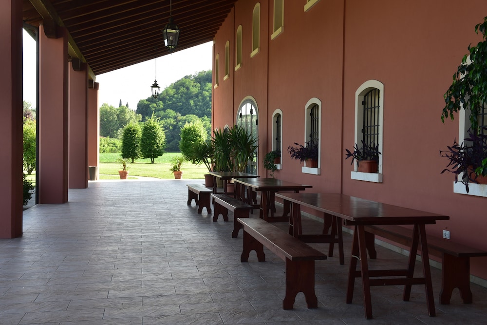 Tenuta Monterosso 25/32