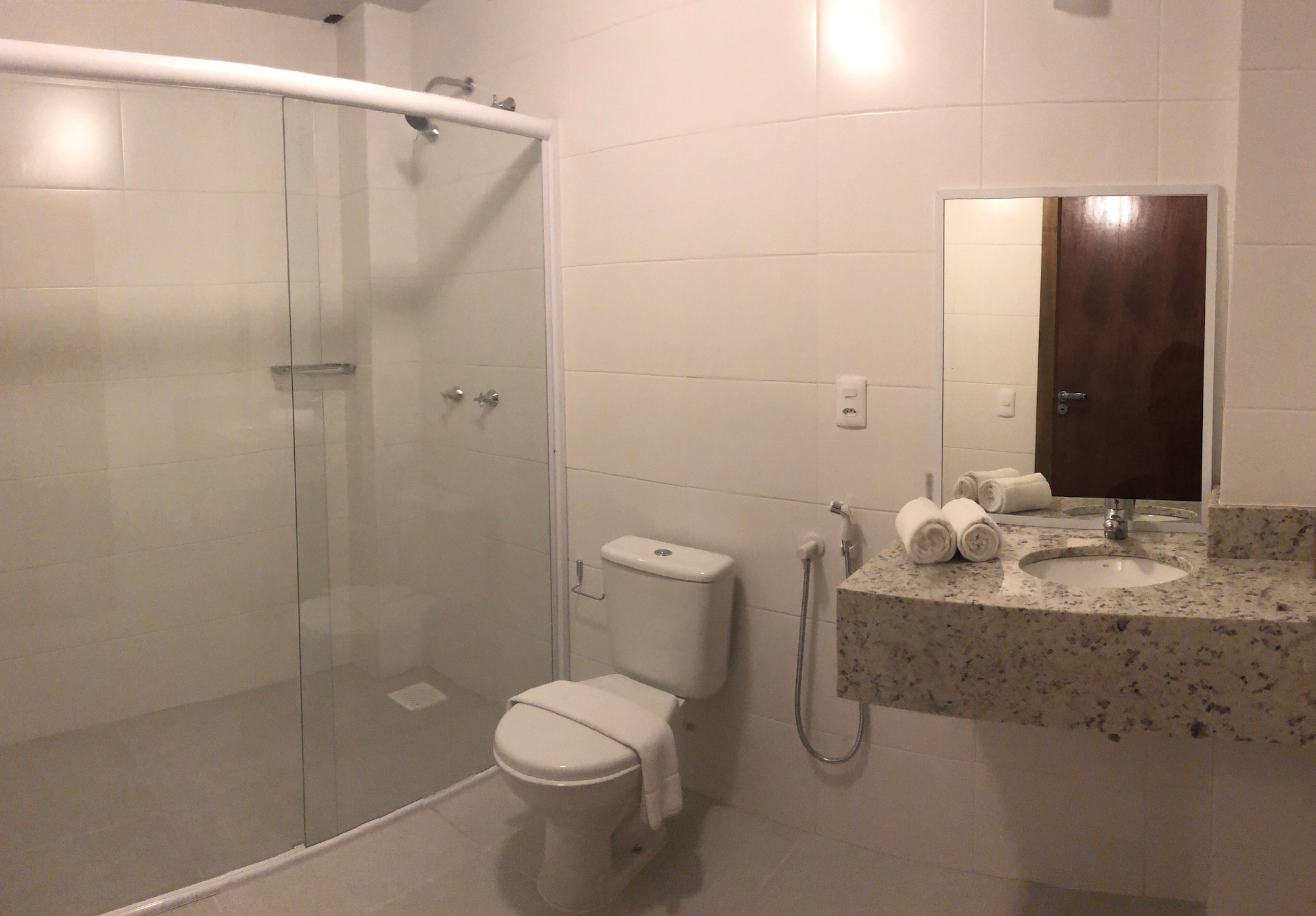 1 Bedroom, Semi Basement, Studio, 1 Double and 1 Single Bed