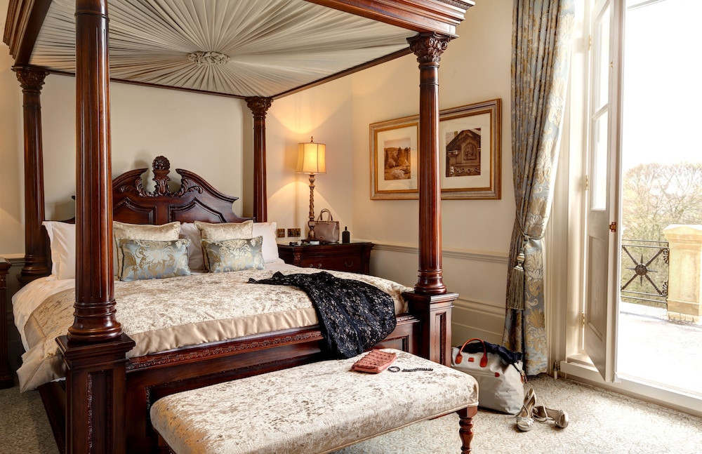 PRESIDENTIAL, SUPERIOR, SUITE, DOUBLE BED