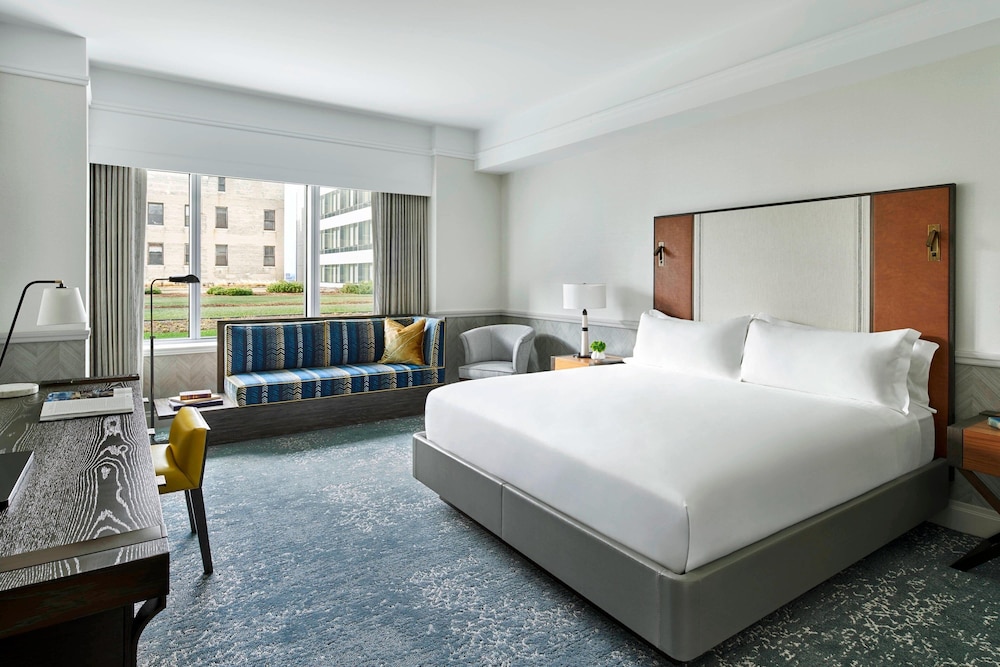 Room at THE RITZ-CARLTON BOSTON, BOSTON - MA