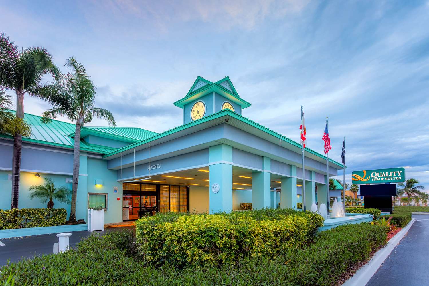 Beachside Hotel and Suites 6/43