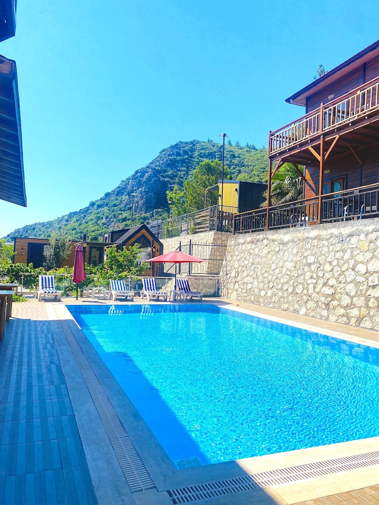 7 Green Boutique Hotel 31/32