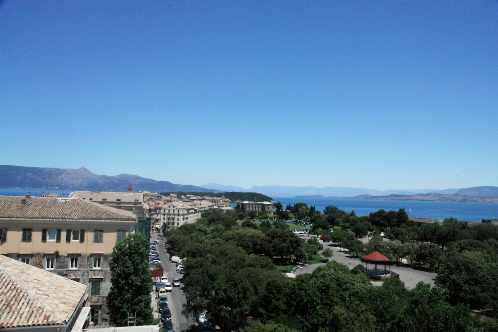 Cavalieri Hotel 63/67