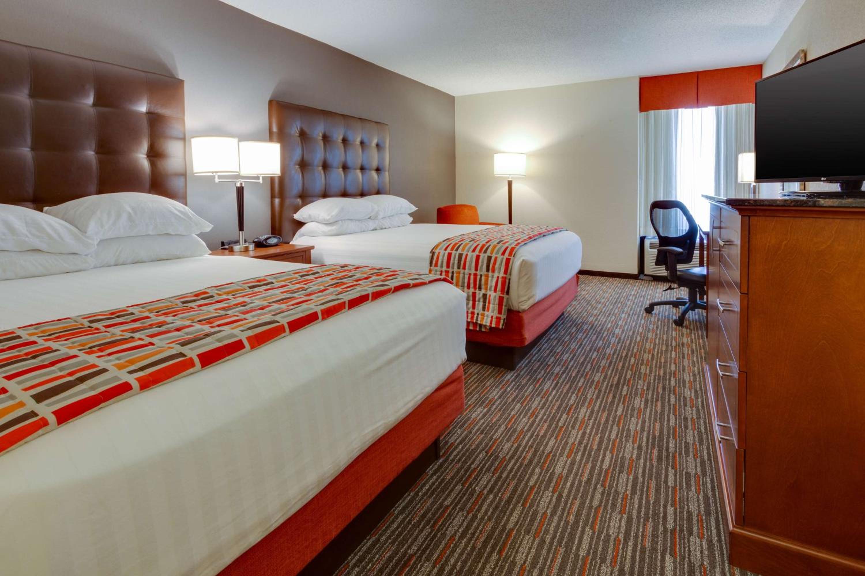 Deluxe, 2 Queen Beds
