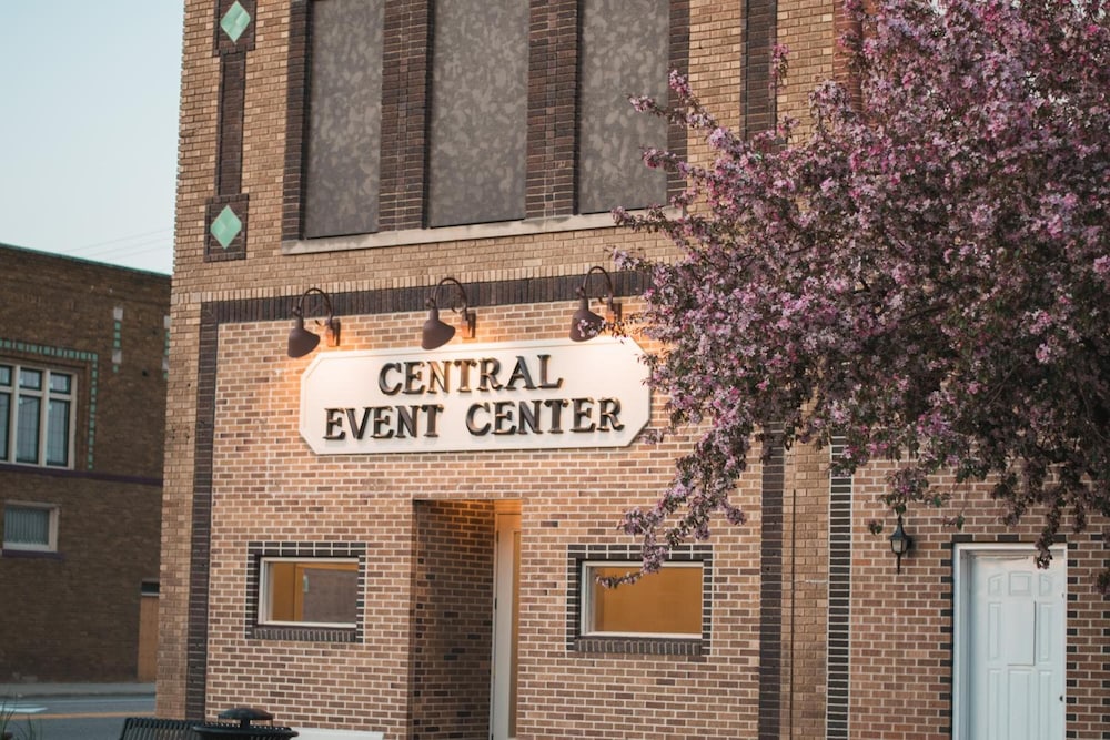 Inn On Central 3/36