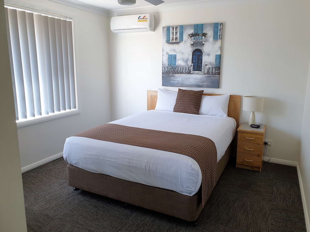 Best Western Endeavour Motel 8/40