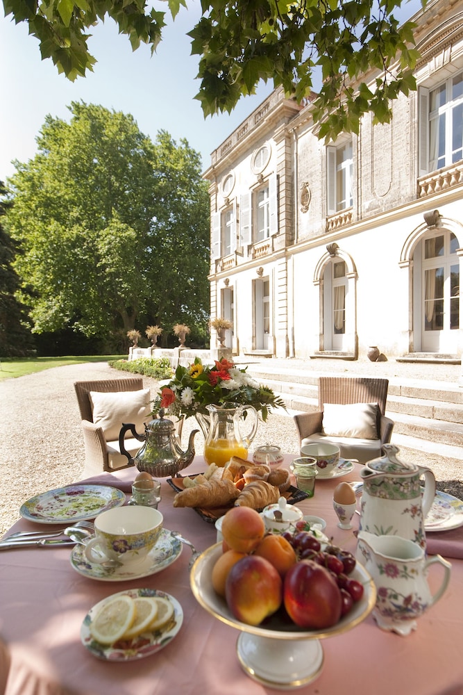 Chateau De Raissac 24/36
