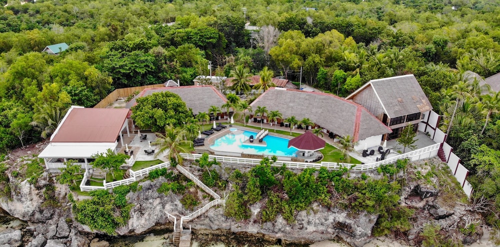 Cliffside Resort Panglao 65/68