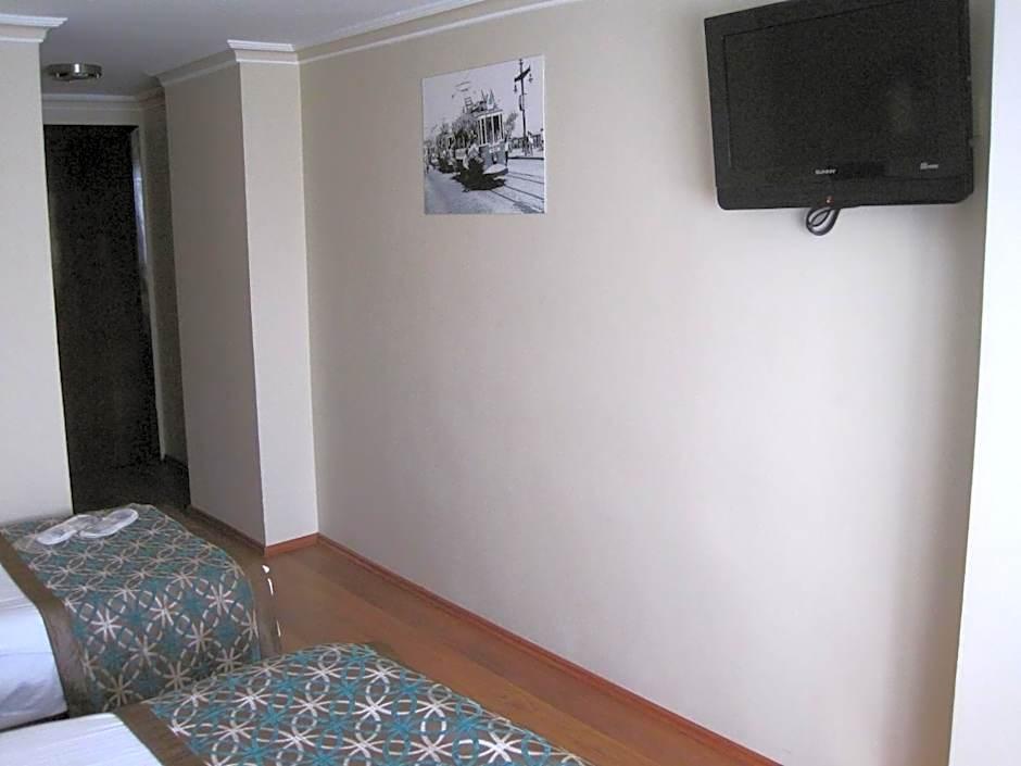 Avlonya Hotel 3/32