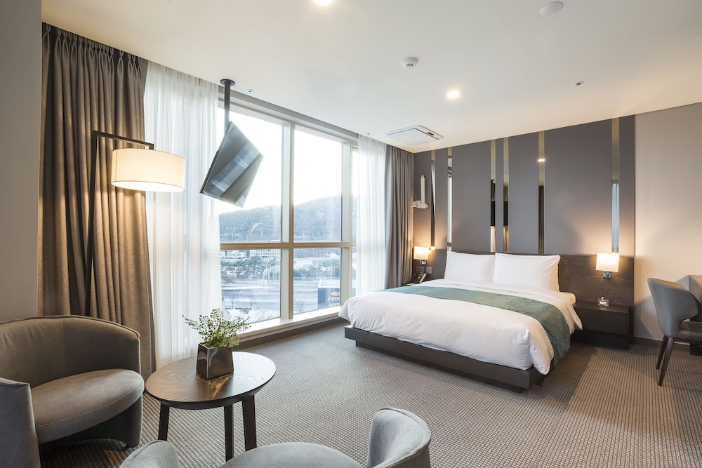 Room at Centum Premier Hotel, BUSAN