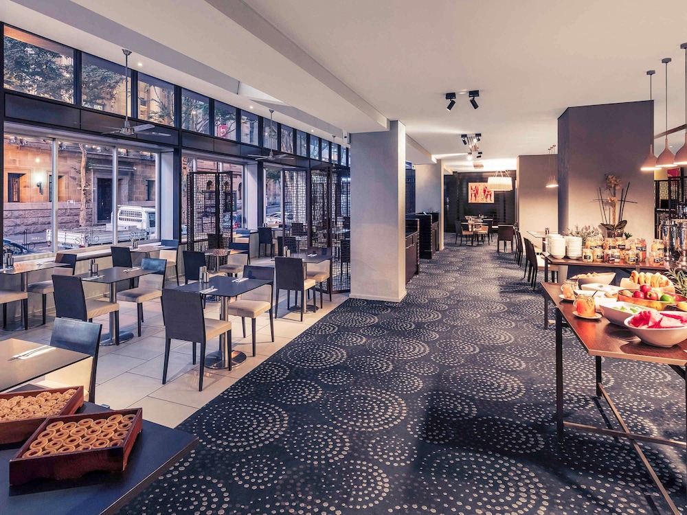 Mercure Brisbane King George Square 55/73