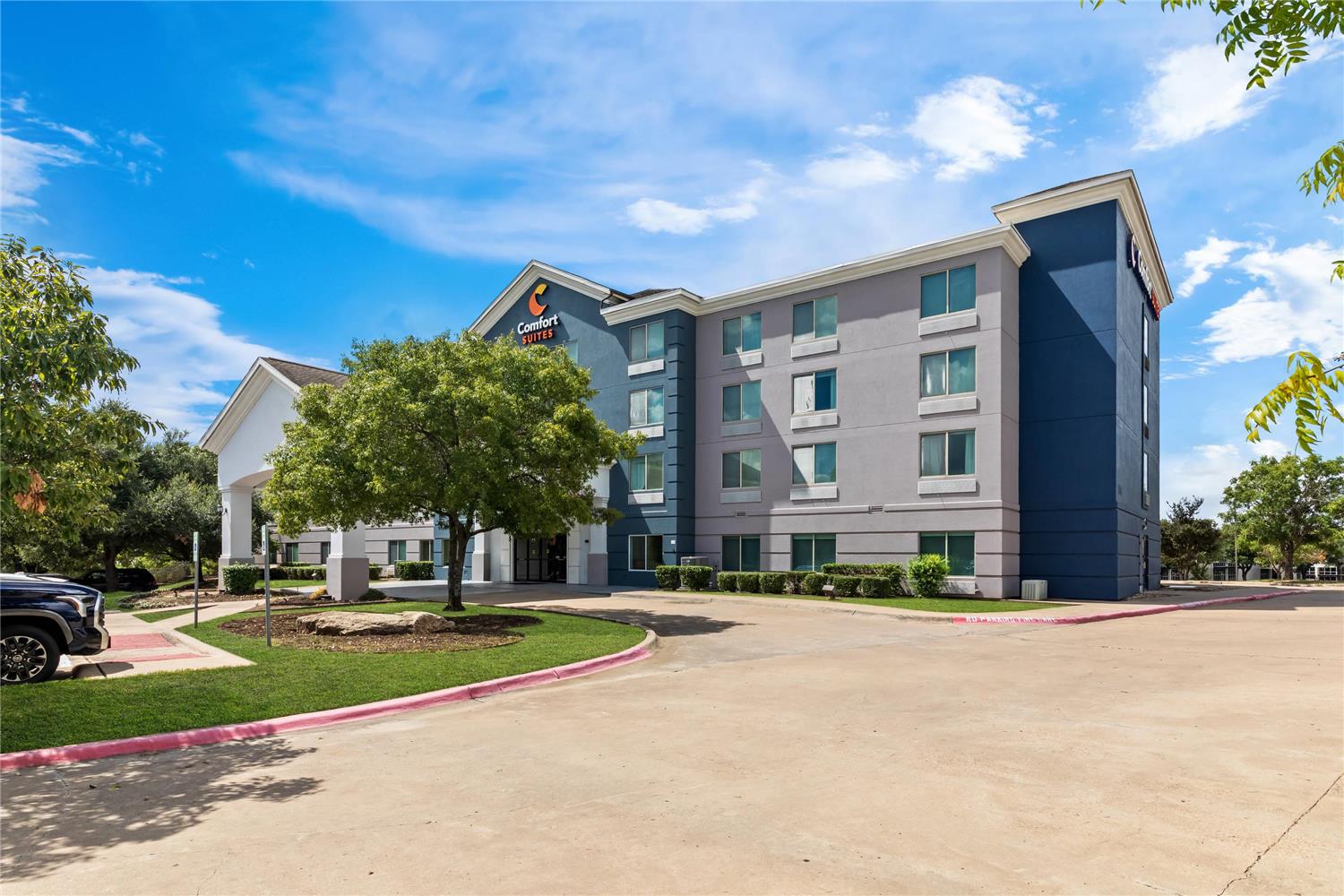 Comfort Suites Austin Airport 40/40