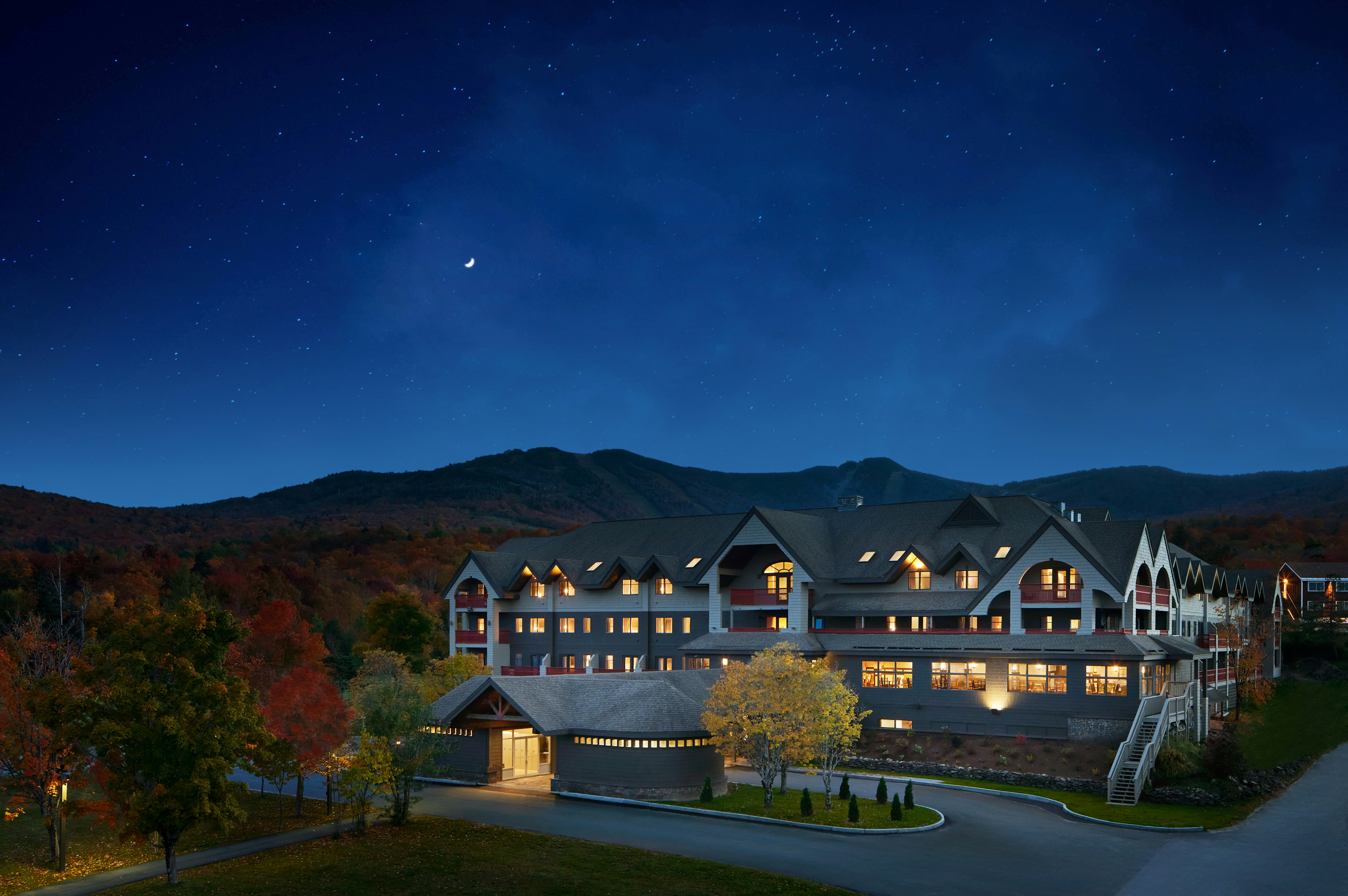 Killington Mountain Lodge, Tapestry Collection by Hilton 1/33